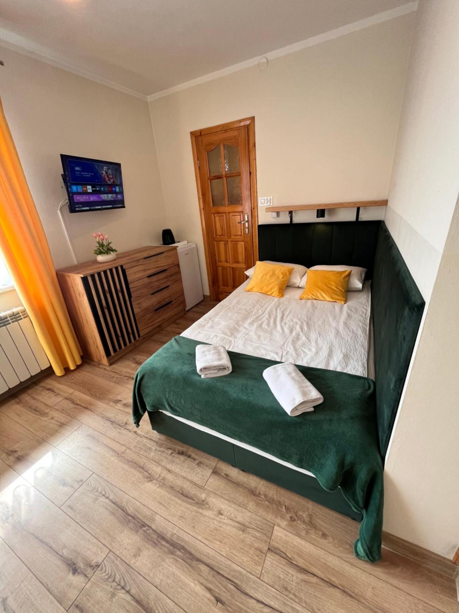 Widokowy Apartament - Pokoje Goscinne Banska Wyzna Exterior foto